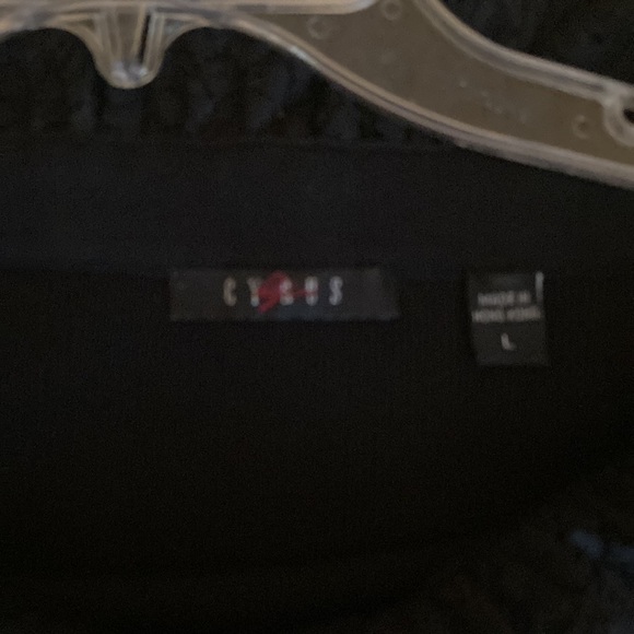 Cyrus off the shoulder sweater - Picture 2 of 7